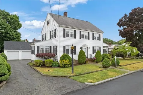 24 Bel Air Drive Providence RI 02911