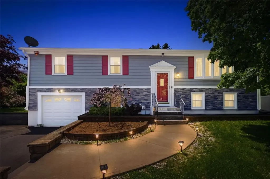 12 Setian Circle Johnston RI 02919