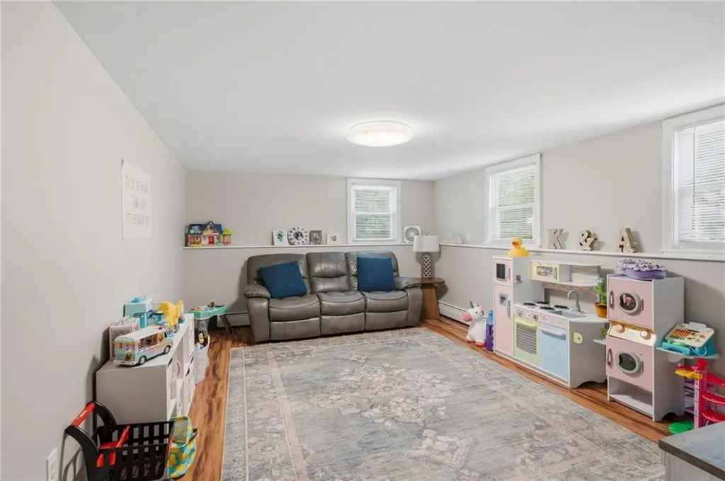 12 Setian Circle Johnston RI 02919