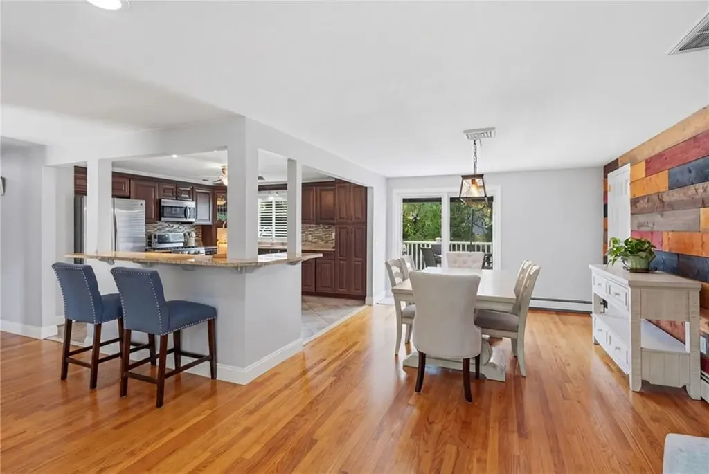12 Setian Circle Johnston RI 02919