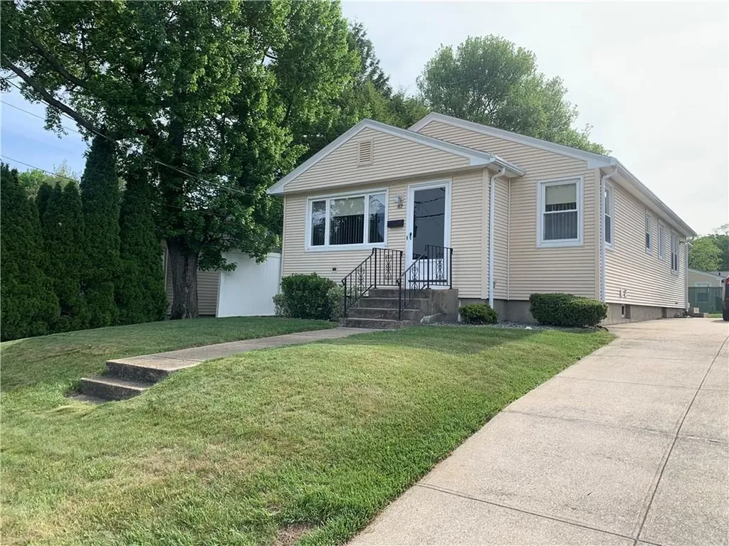 82 Merchant Street North Providence RI 02911