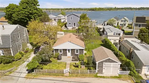 272 Riverside Street Portsmouth RI 02871