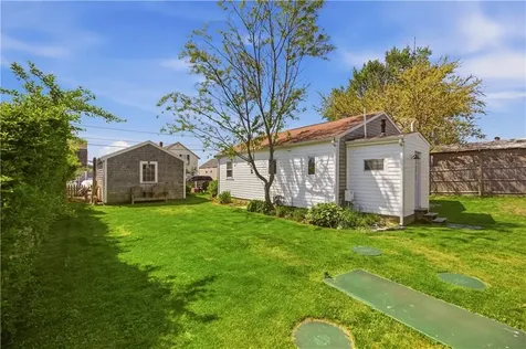 272 Riverside Street Portsmouth RI 02871