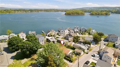 272 Riverside Street Portsmouth RI 02871