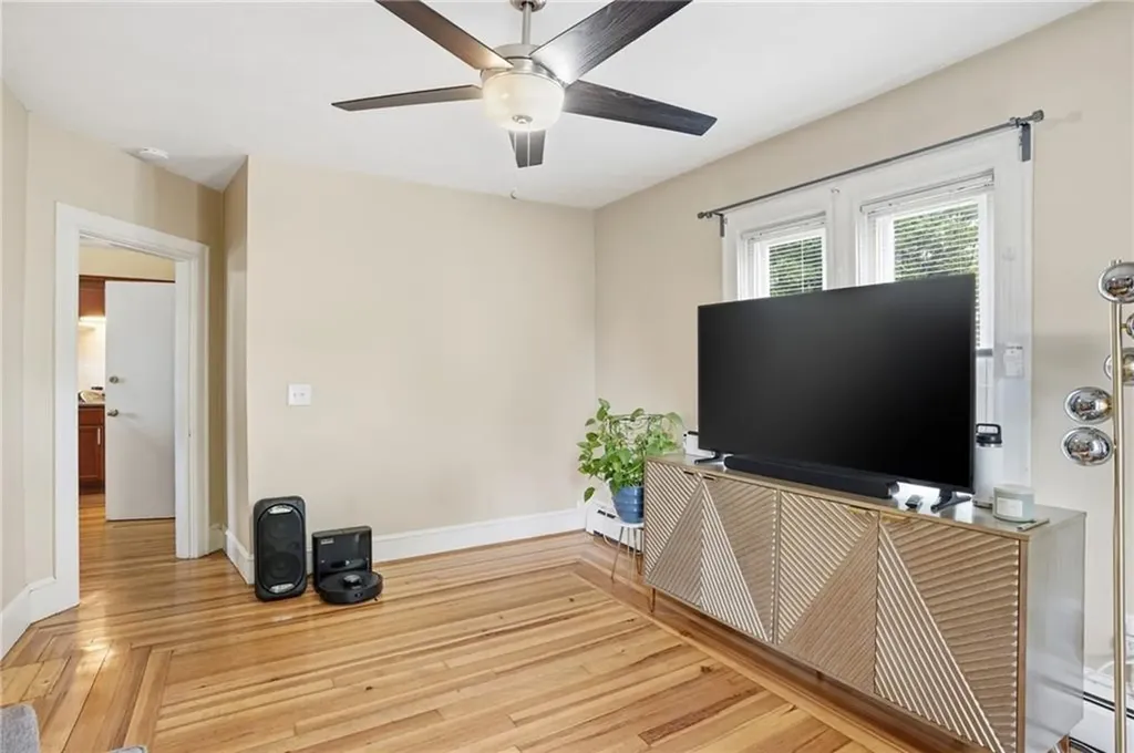 104 Fairview Avenue Pawtucket RI 02860