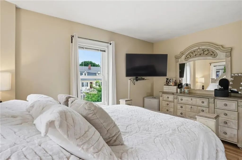 104 Fairview Avenue Pawtucket RI 02860