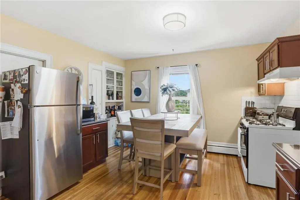 104 Fairview Avenue Pawtucket RI 02860
