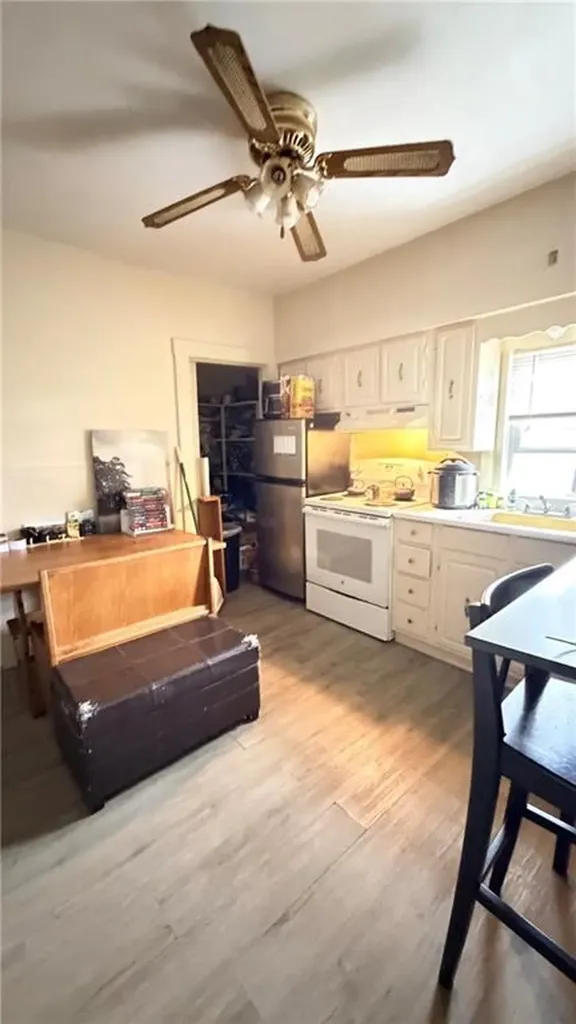 89 Adelaide Avenue Warwick RI 02886