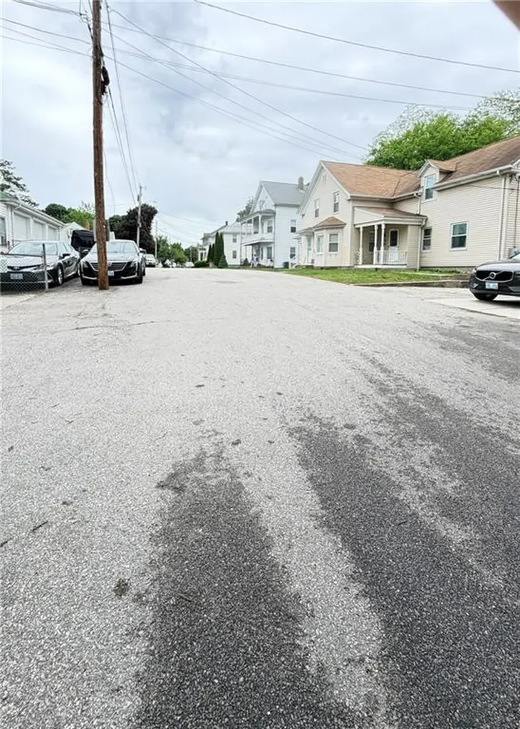 89 Adelaide Avenue Warwick RI 02886