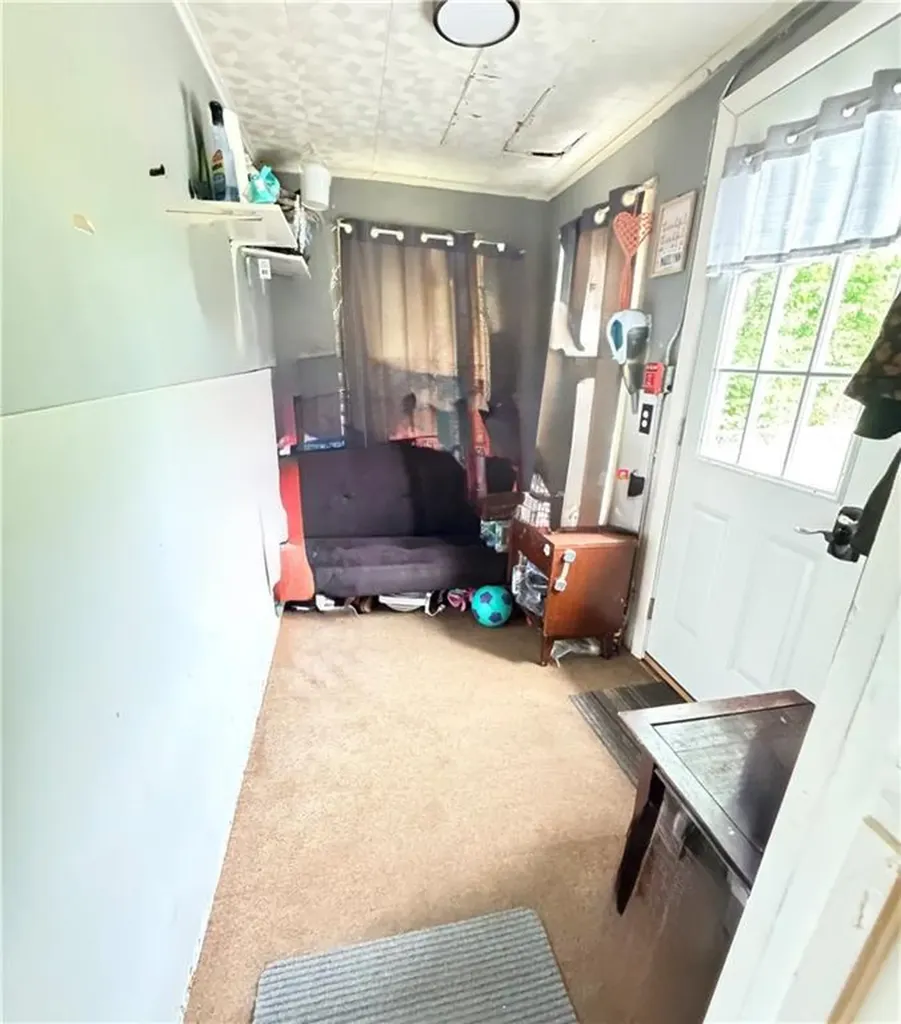 89 Adelaide Avenue Warwick RI 02886