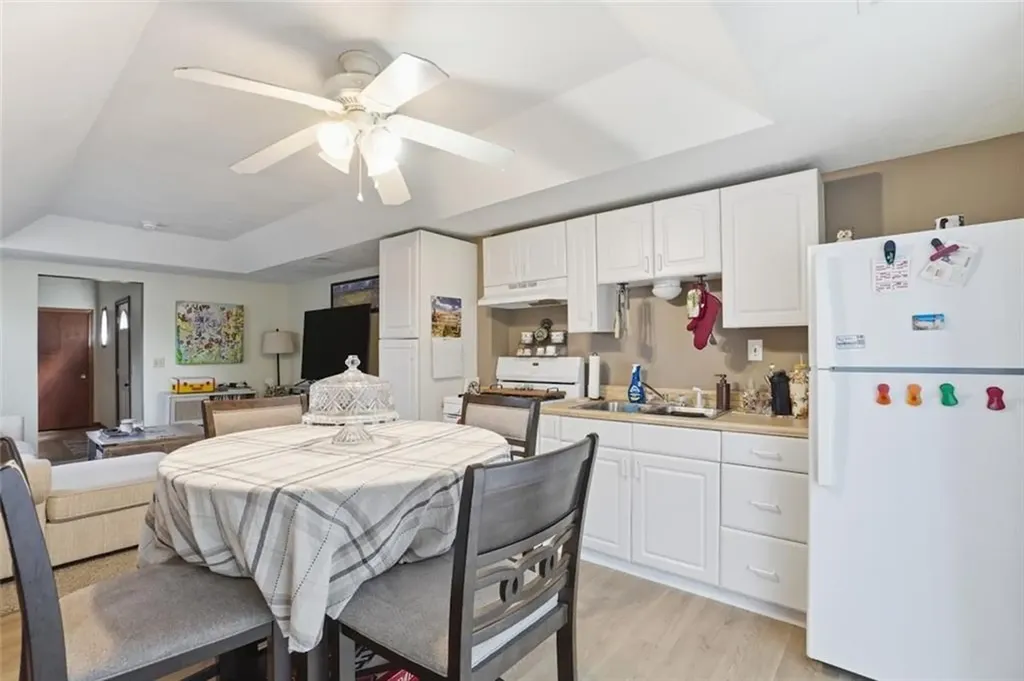 207 Glen Drive Warwick RI 02889