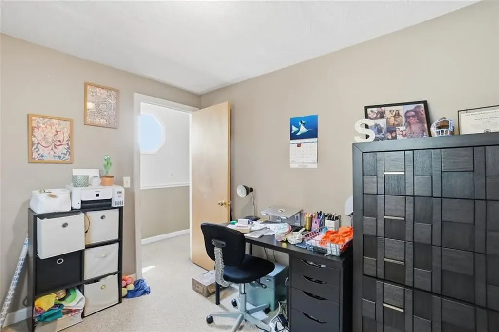 207 Glen Drive Warwick RI 02889