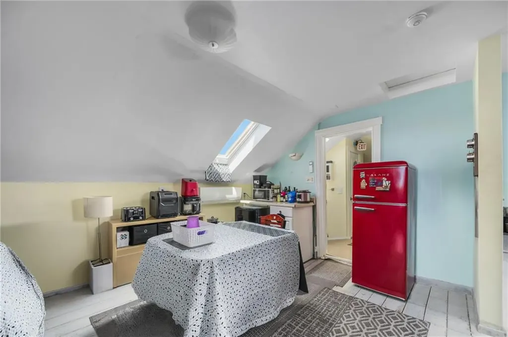 207 Douglas Avenue Providence RI 02908