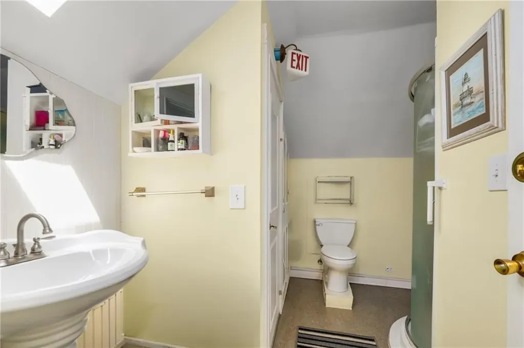 207 Douglas Avenue Providence RI 02908