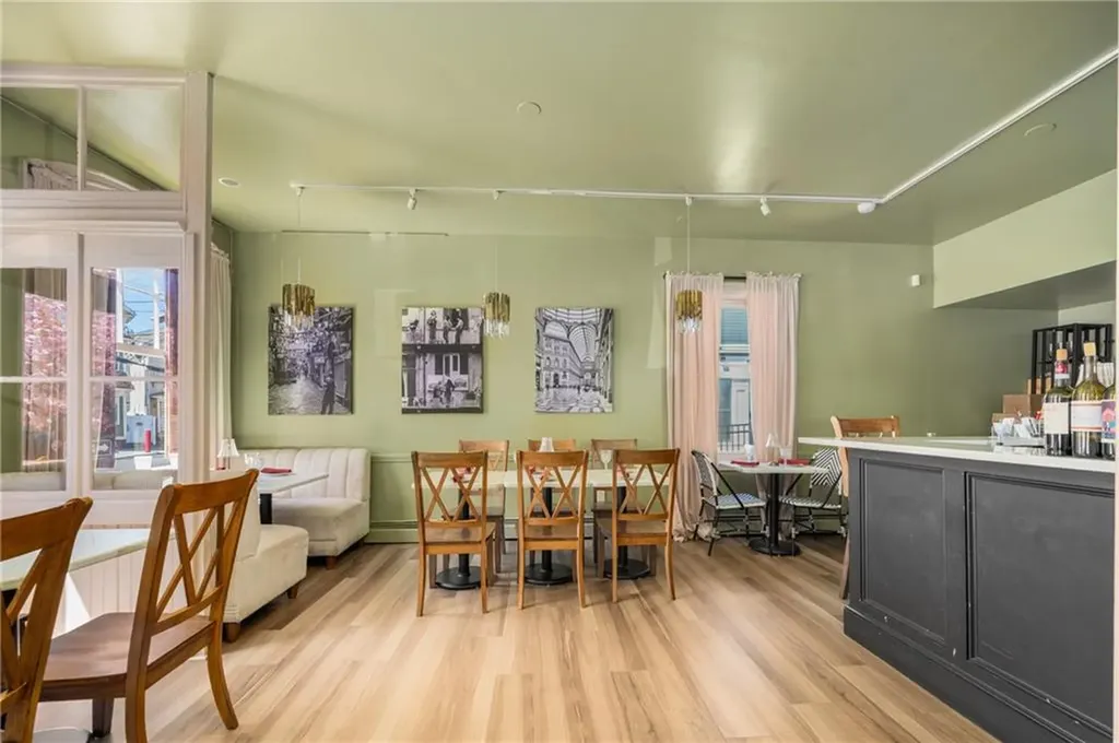 207 Douglas Avenue Providence RI 02908