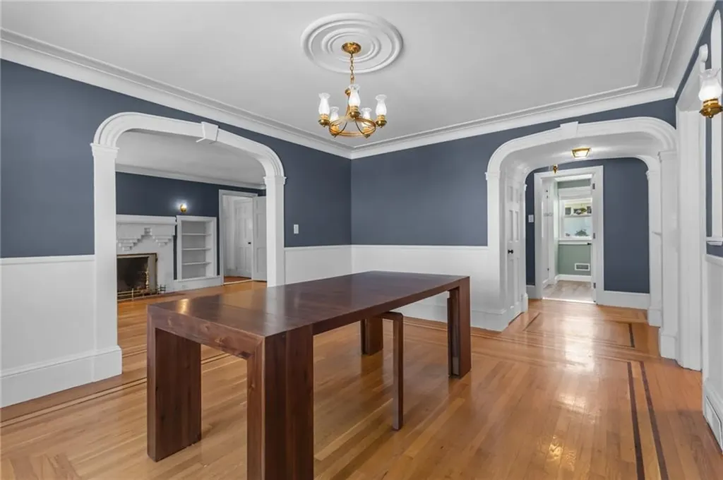 41 Esmond Street Smithfield RI 02917