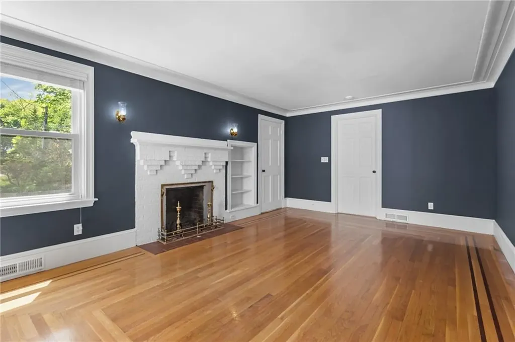 41 Esmond Street Smithfield RI 02917