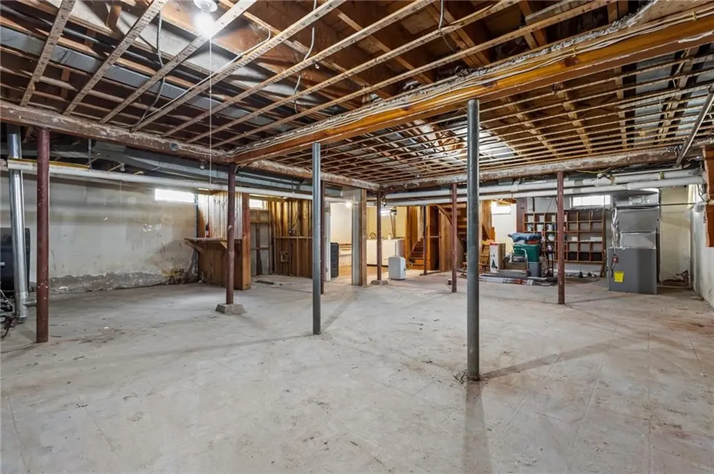 41 Esmond Street Smithfield RI 02917