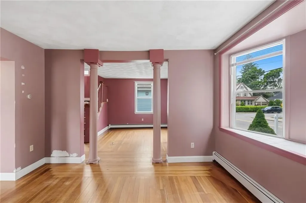 105 Park Avenue Cranston RI 02905