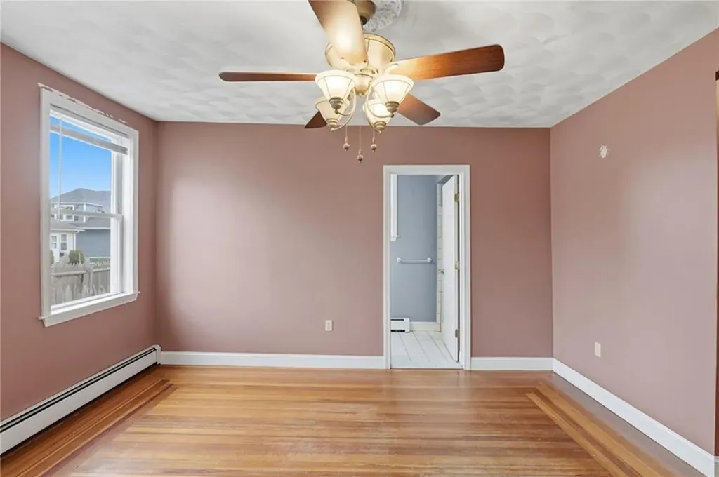 105 Park Avenue Cranston RI 02905