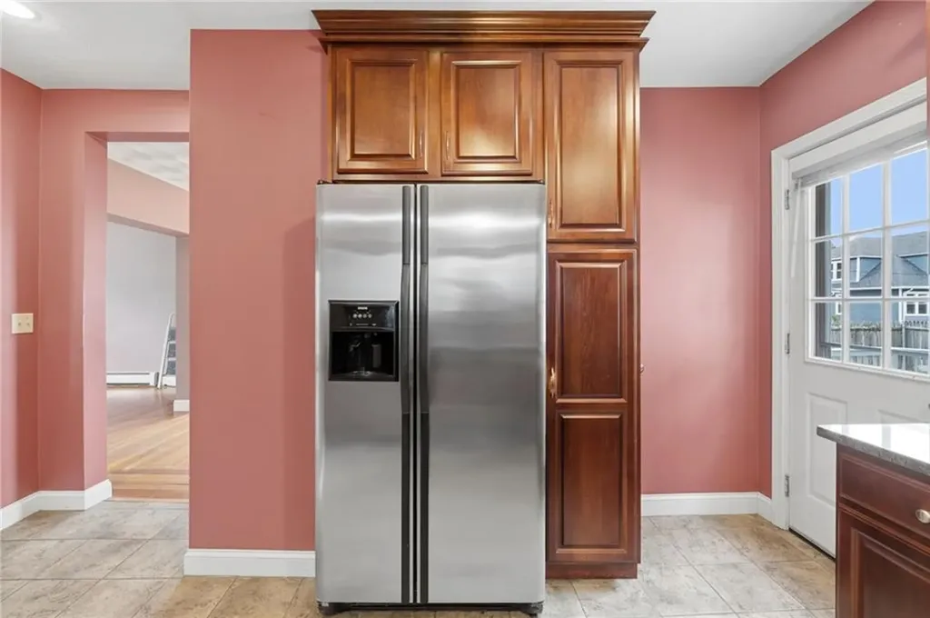 105 Park Avenue Cranston RI 02905