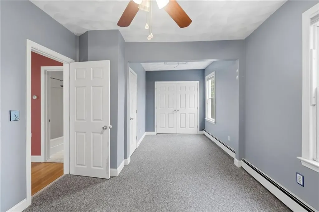 105 Park Avenue Cranston RI 02905