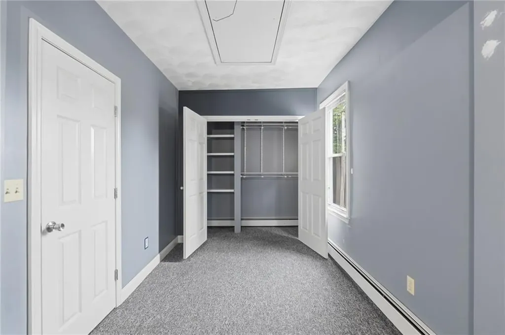 105 Park Avenue Cranston RI 02905