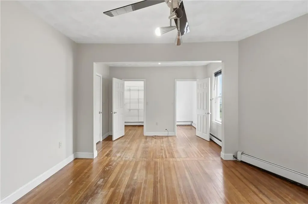105 Park Avenue Cranston RI 02905