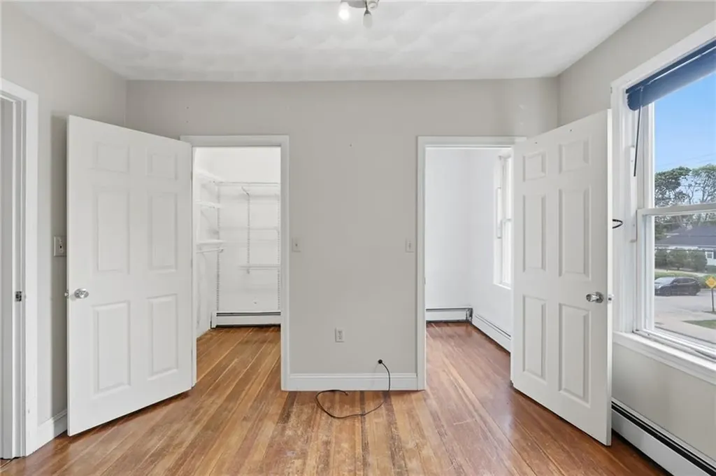 105 Park Avenue Cranston RI 02905