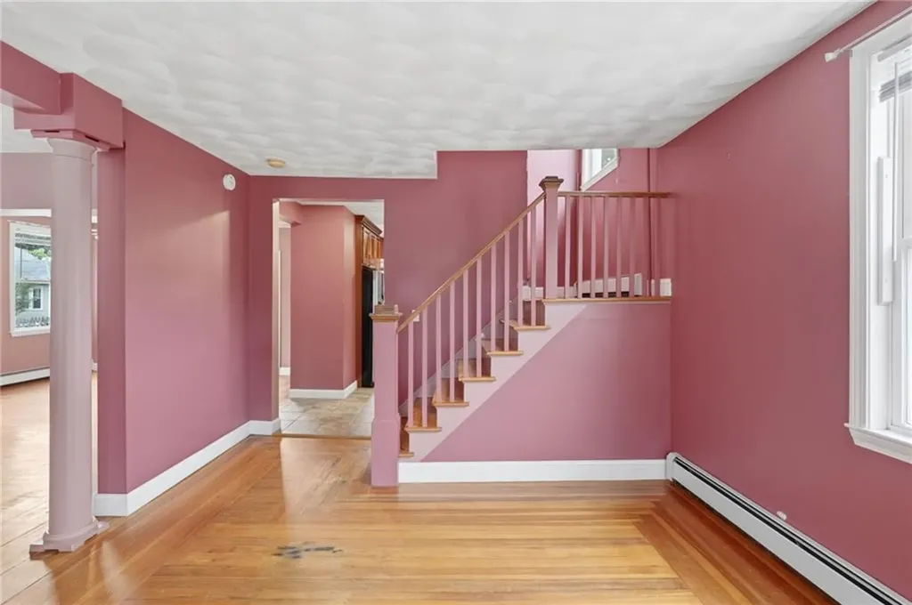 105 Park Avenue Cranston RI 02905