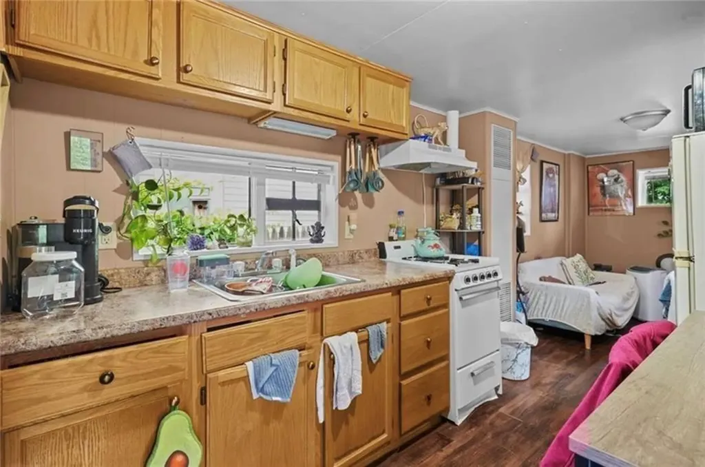 42 Transit Street Woonsocket RI 02895
