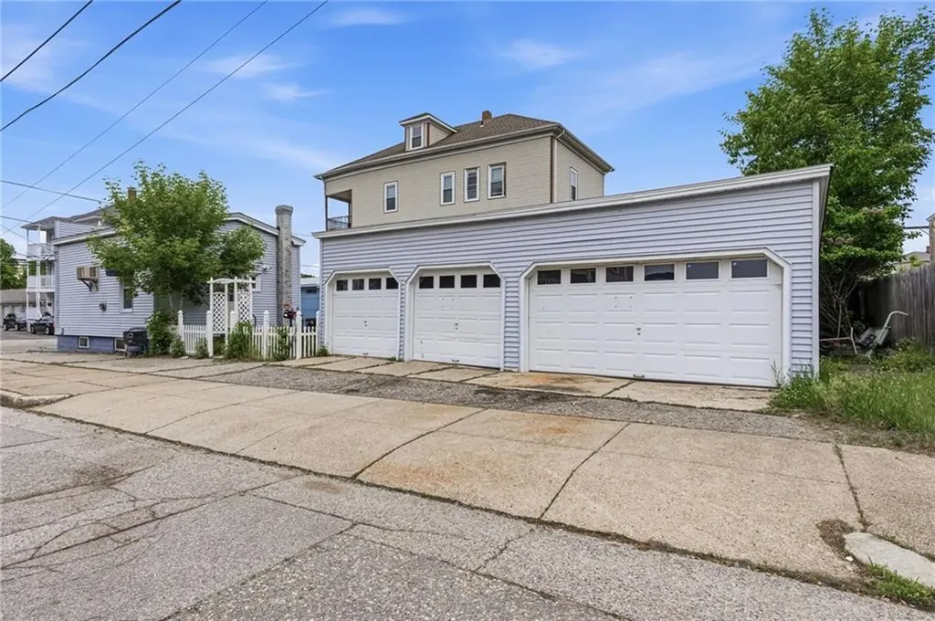 42 Transit Street Woonsocket RI 02895
