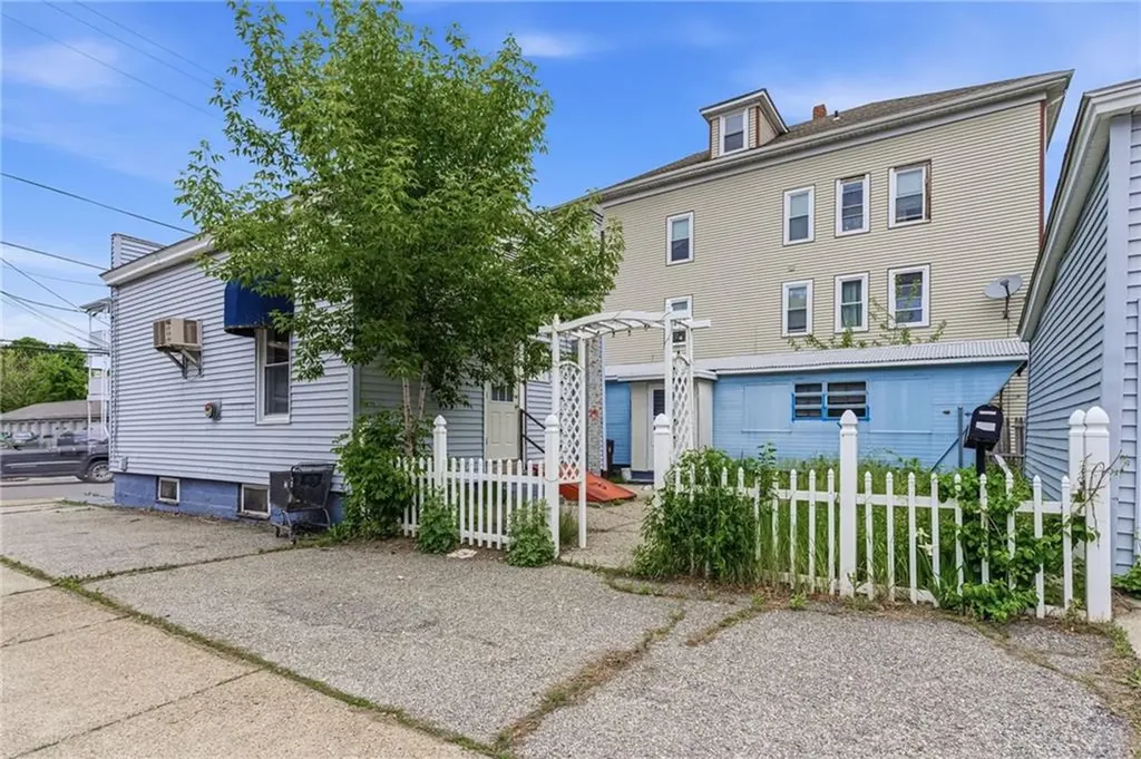 42 Transit Street Woonsocket RI 02895