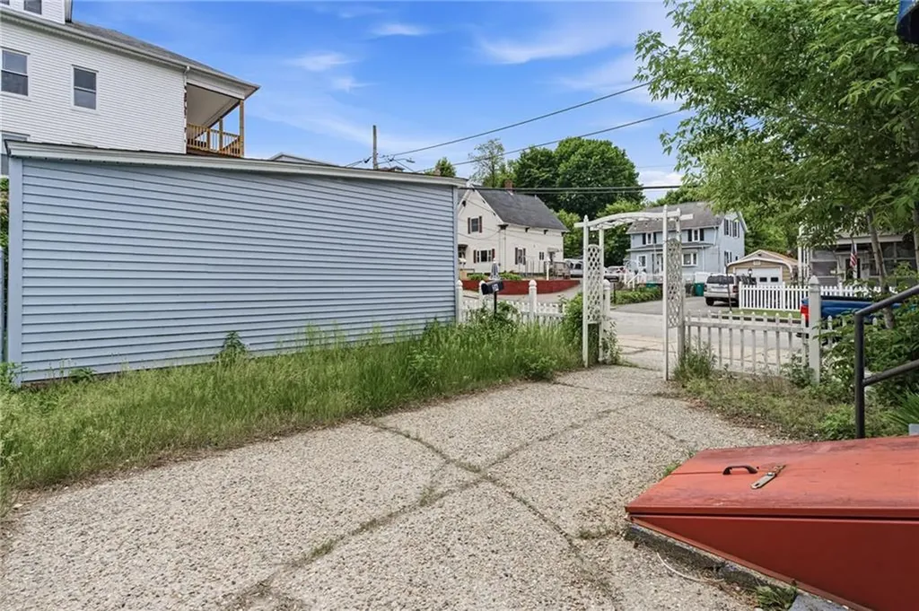 42 Transit Street Woonsocket RI 02895