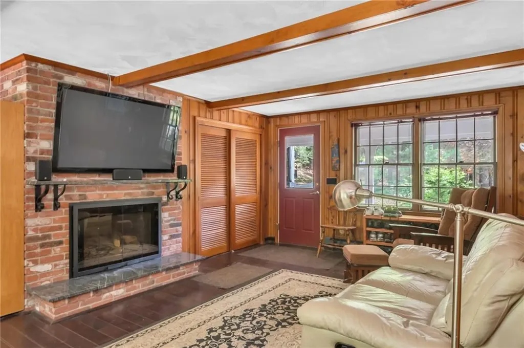 12 Howard Road Cumberland RI 02864