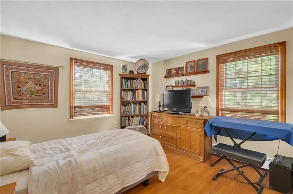 12 Howard Road Cumberland RI 02864