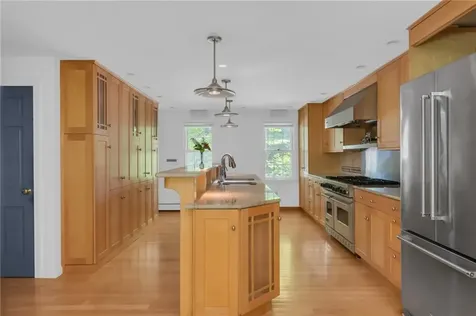 12 Howard Road Cumberland RI 02864