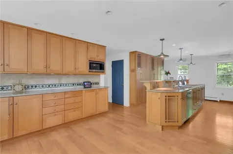 12 Howard Road Cumberland RI 02864