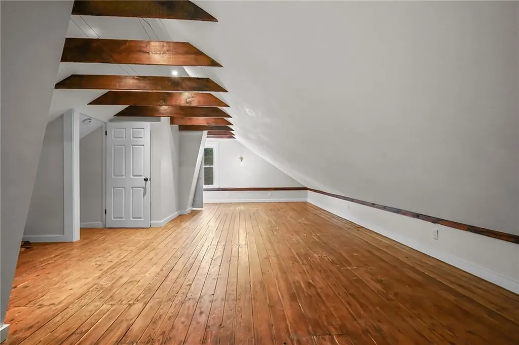 243 Maple Avenue Barrington RI 02806