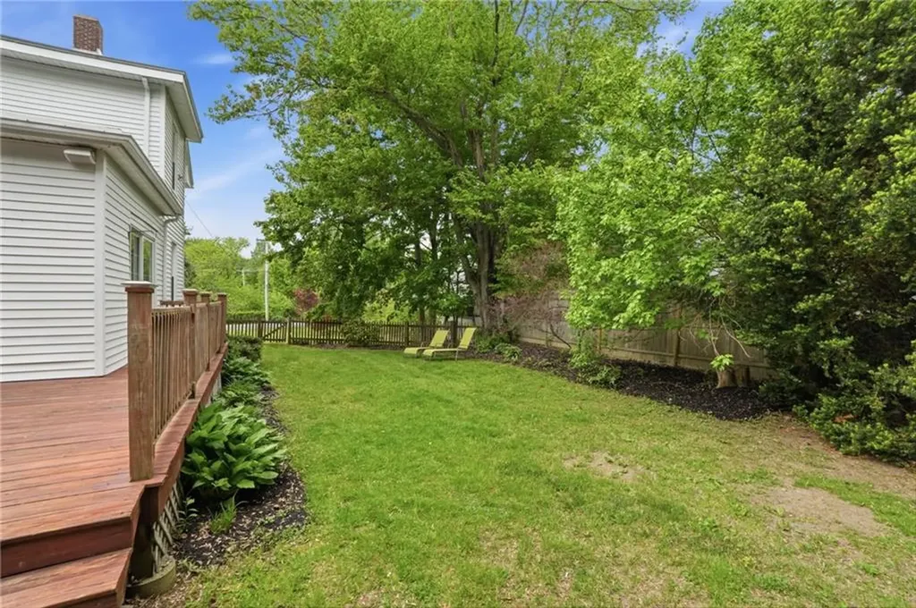243 Maple Avenue Barrington RI 02806
