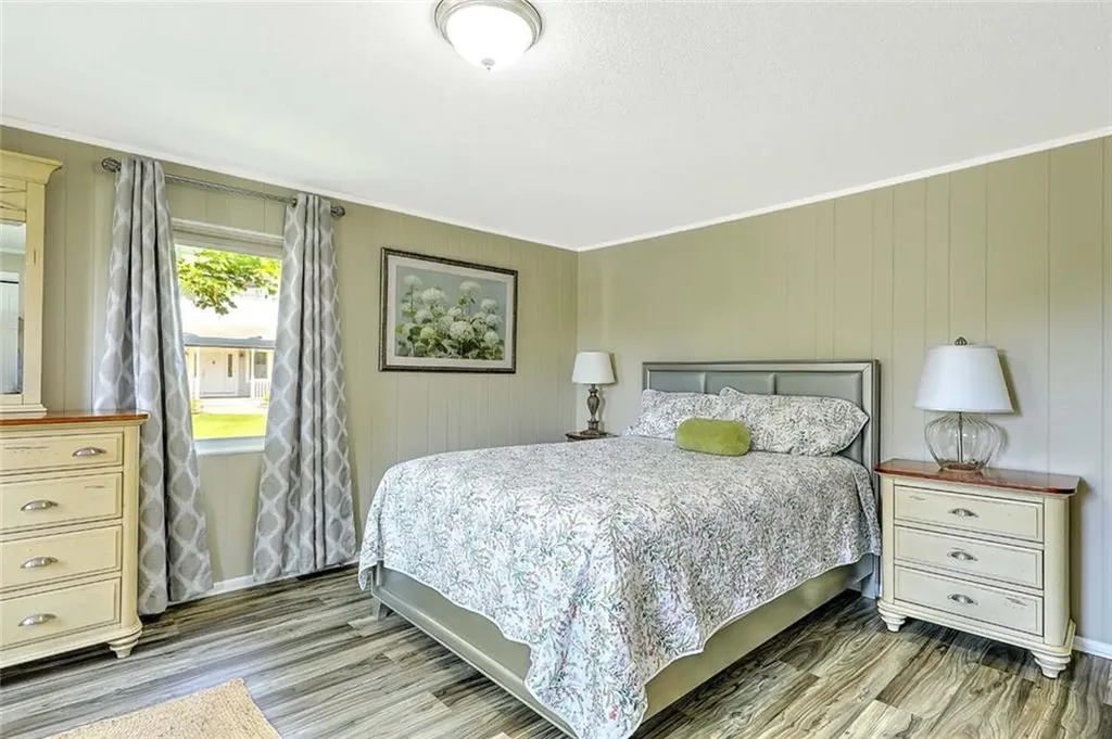 56 King Philip Road Narragansett RI 02882