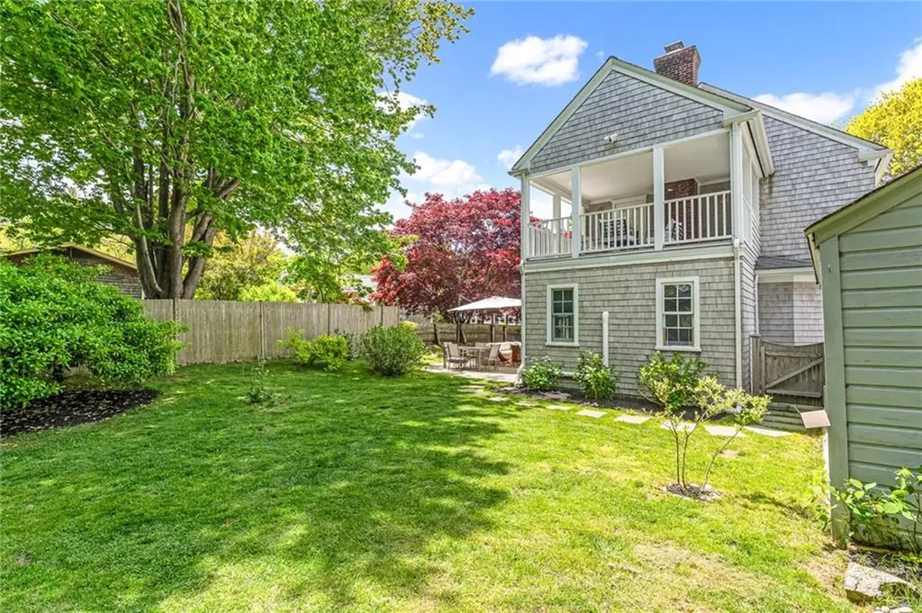 7 Florence Avenue Newport RI 02840