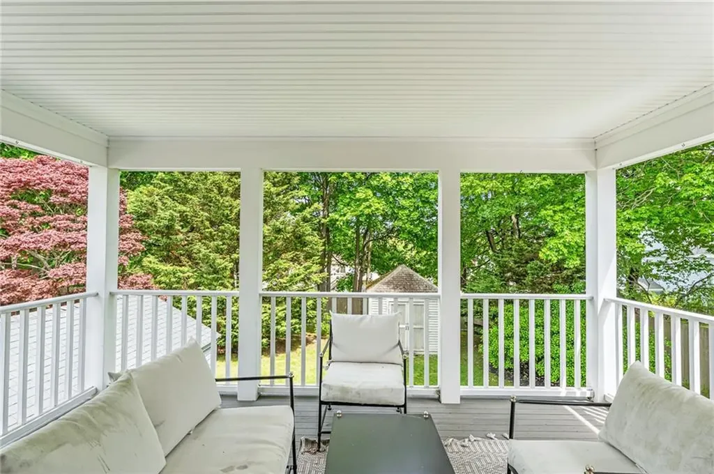 7 Florence Avenue Newport RI 02840