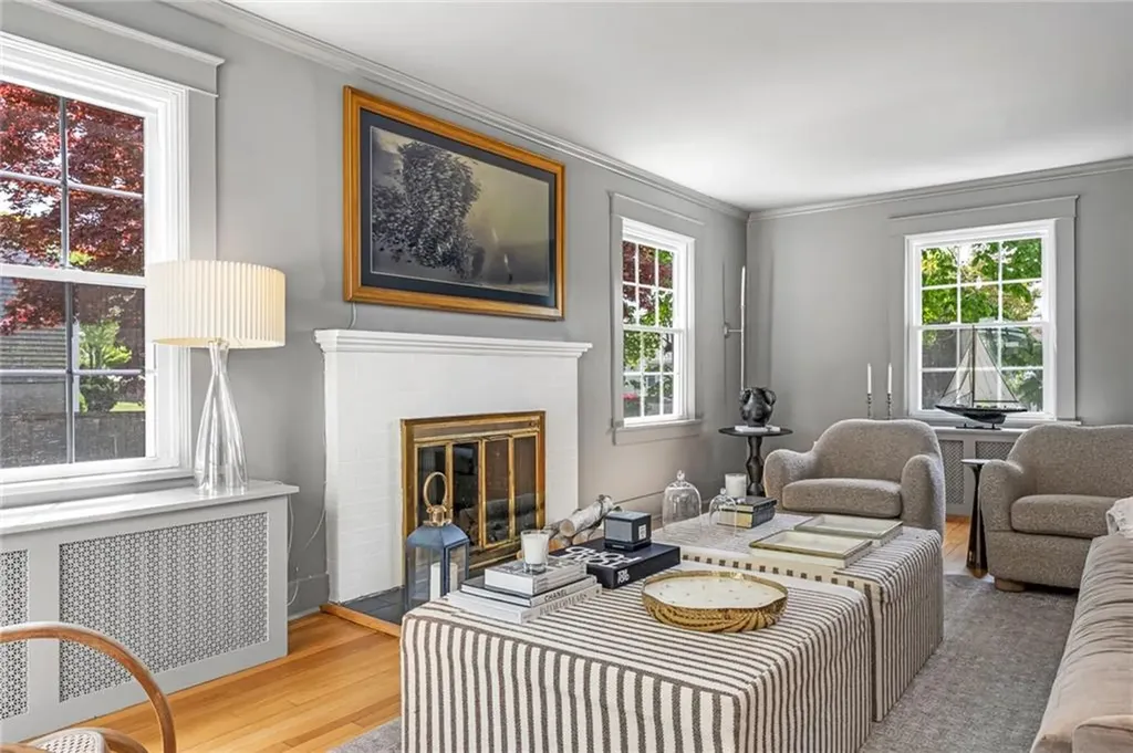 7 Florence Avenue Newport RI 02840