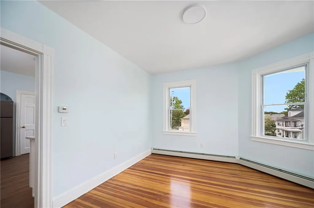 87 Lyman Avenue North Providence RI 02911