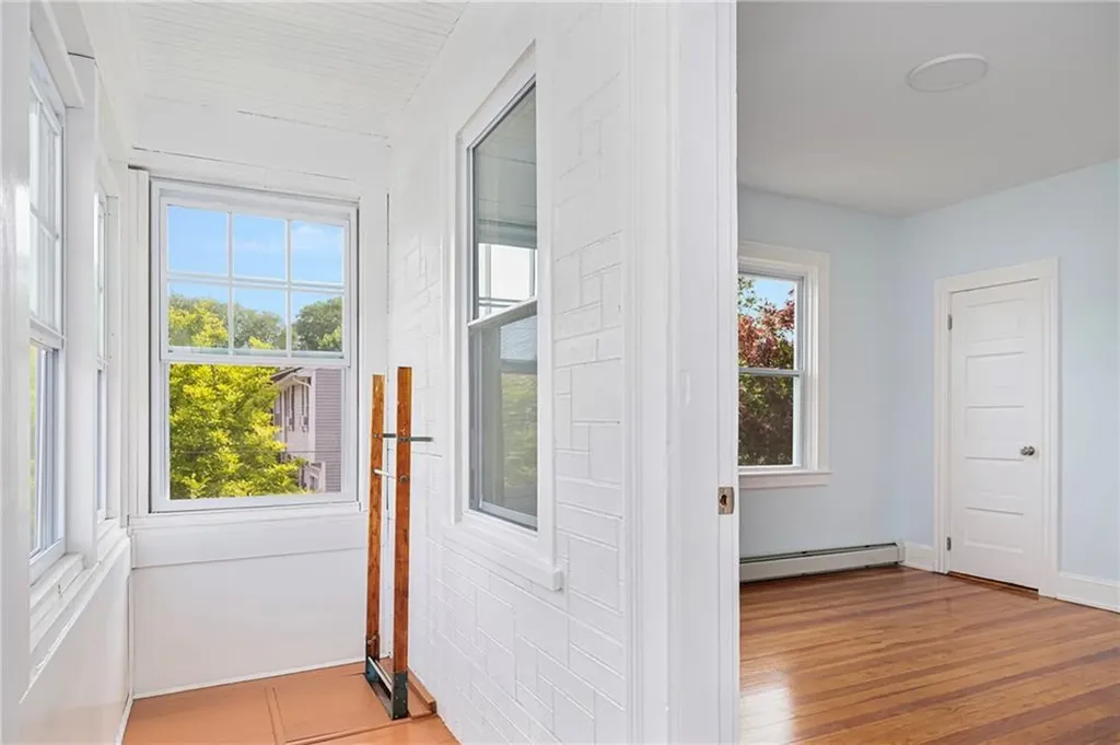 87 Lyman Avenue North Providence RI 02911