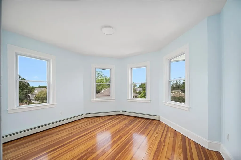 87 Lyman Avenue North Providence RI 02911