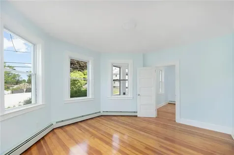 87 Lyman Avenue North Providence RI 02911