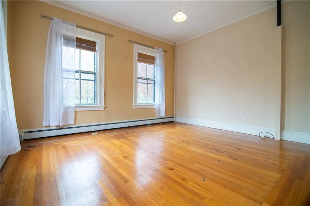 68 70 Dexter Street Providence RI 02909