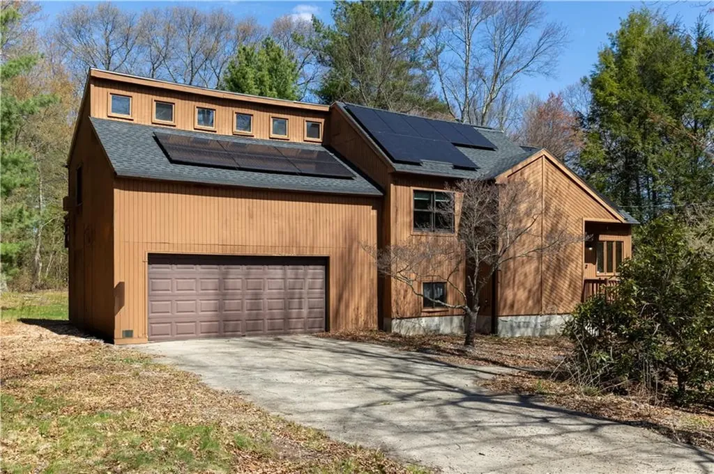 3 Rogler Farm Road Smithfield RI 02917
